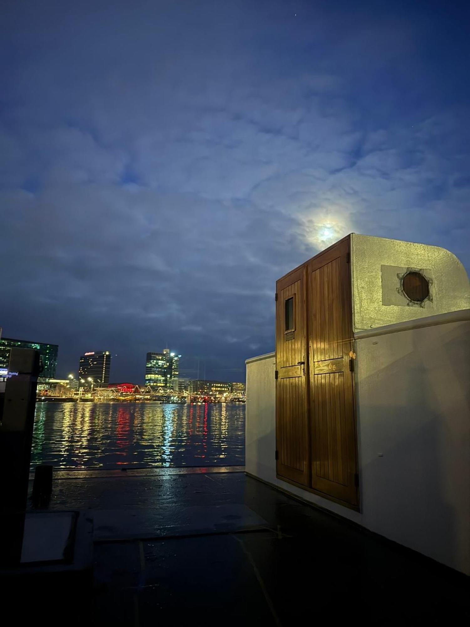 Houseboat-Amsterdam-Classic Bagian luar foto
